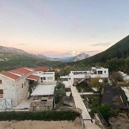 Village Property Trusa Tugare Exterior foto