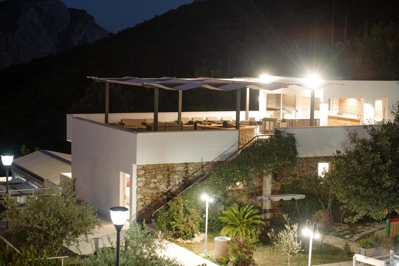Village Property Trusa Tugare Exterior foto